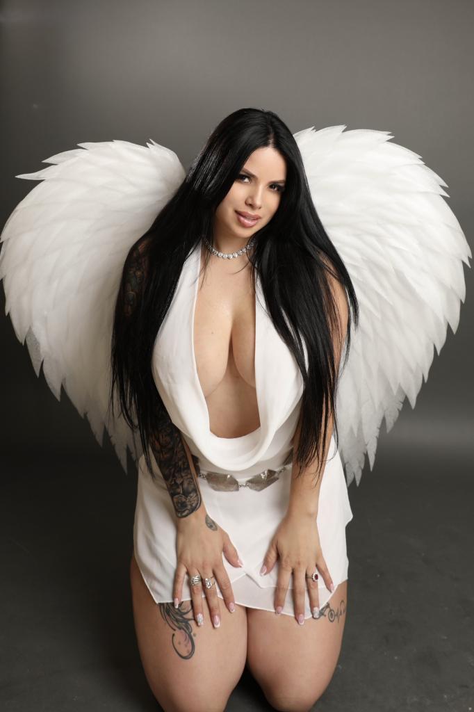 610466154: Chica busca chico en Lérida