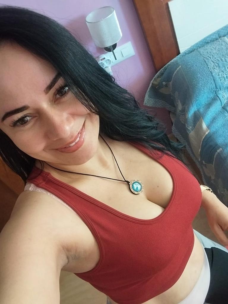 664636590: Chica busca chico en Asturias