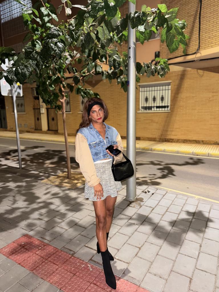 672234209: Travesti en Valencia