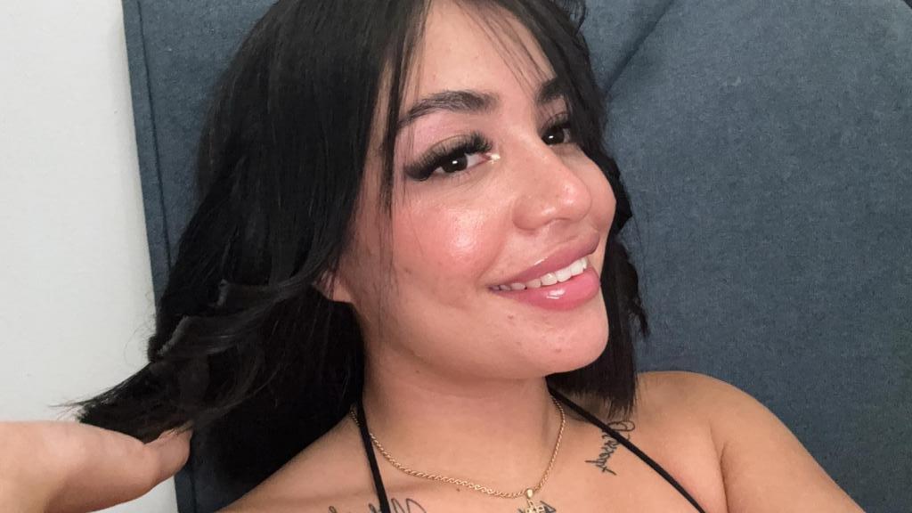 747777786: Chica busca chico en Sevilla