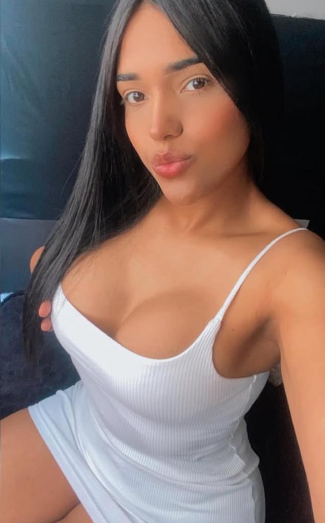 Chica busca chico en Murcia: Chica busca chico