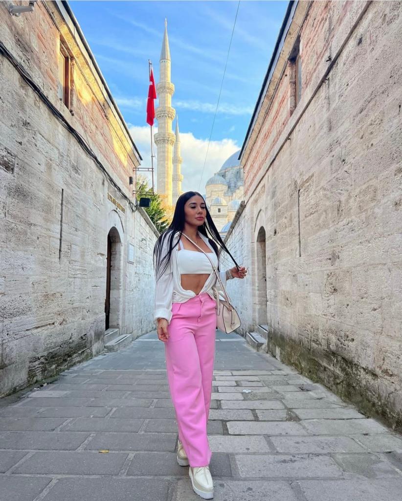 642366144: Chica busca chico en Zaragoza