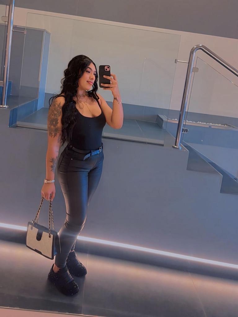 722688509: Chica busca chico en La Coruña