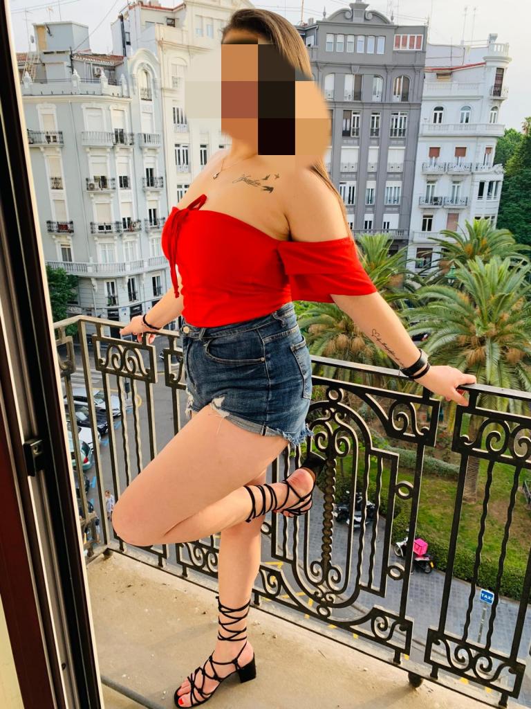 Chica busca chico en Cádiz: 