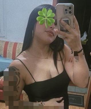 Chica busca chico en Huelva: 