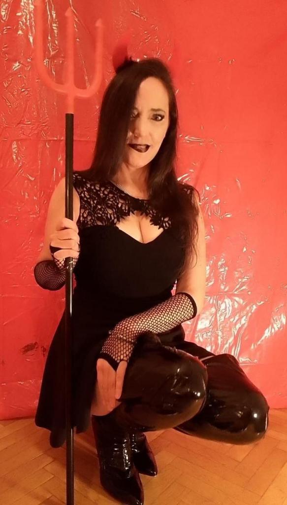 Chica busca chico en Madrid: 