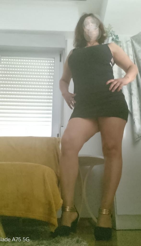 Chica busca chico en Asturias: 