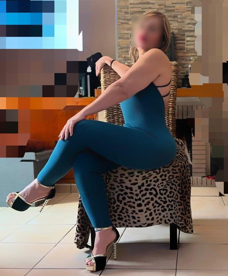 Chica busca chico en Cádiz: 