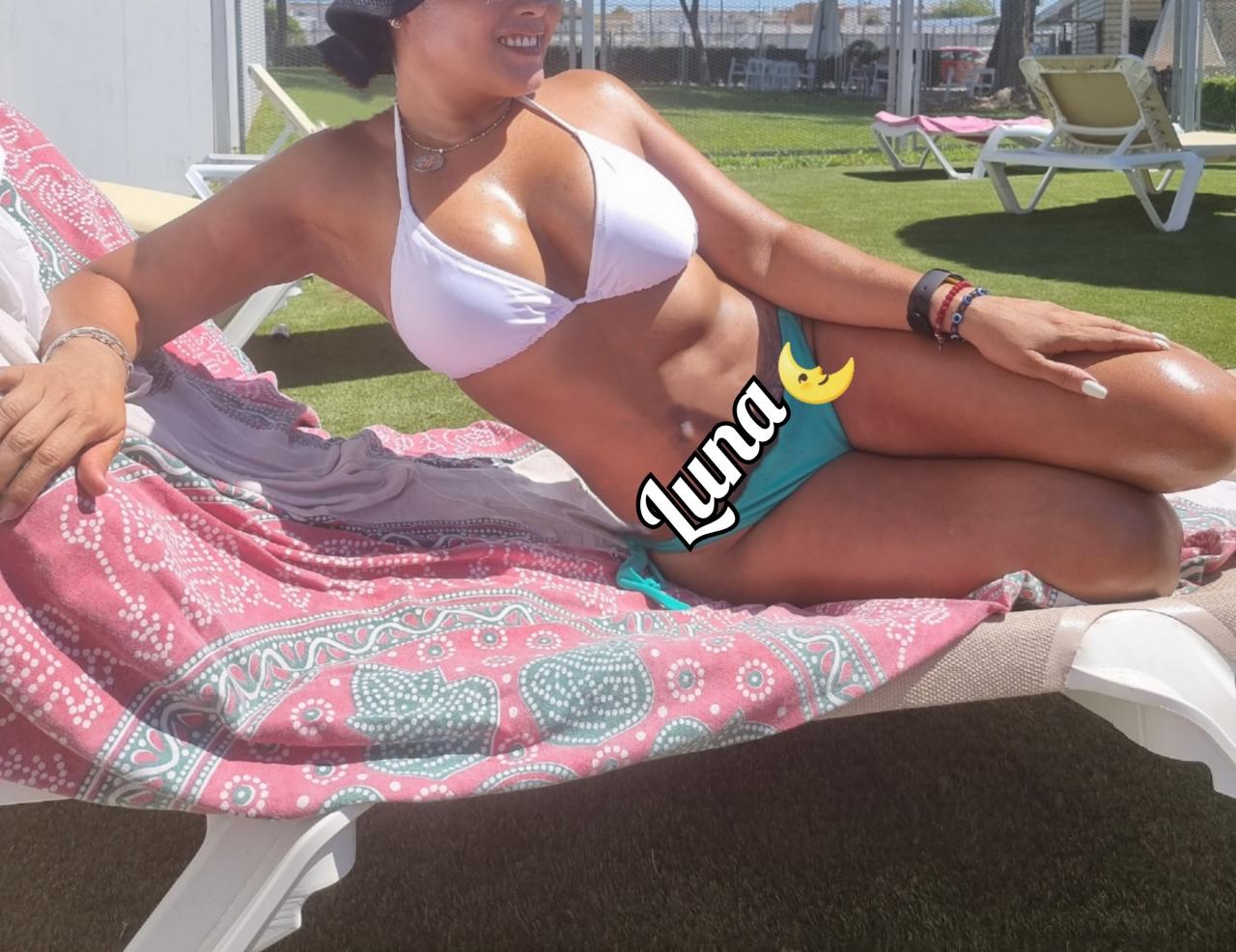 Chica busca chico en Sevilla: 