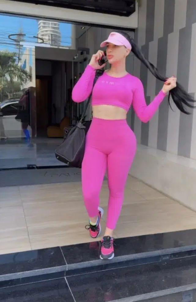 Chica busca chico en Menorca: 