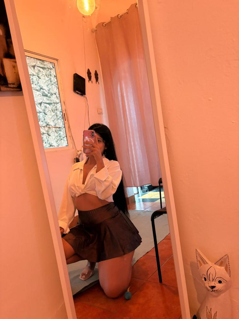 Chica busca chico en Tenerife: 