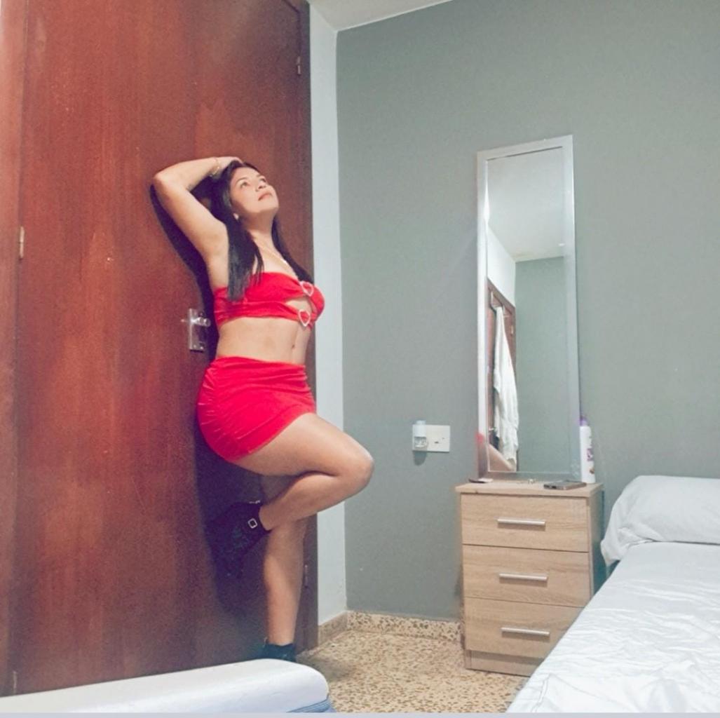 Chica busca chico en Jaén: 