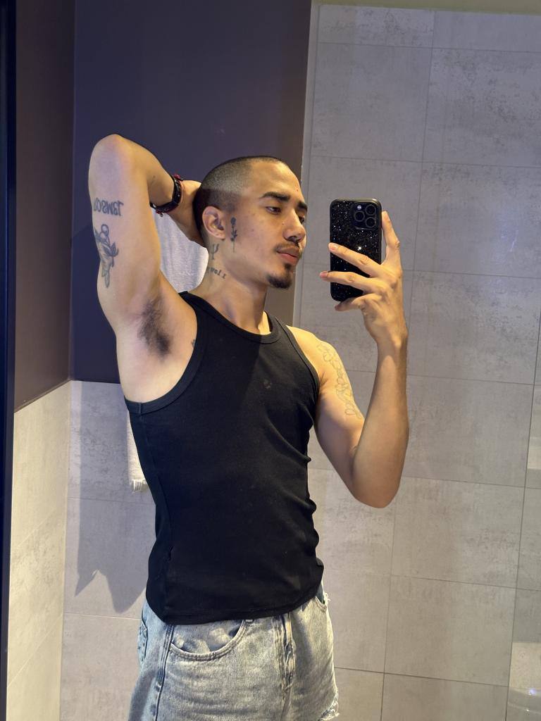 610924347: Chico busca chica en Madrid