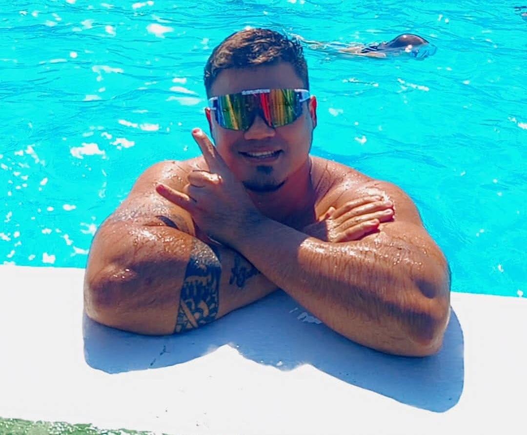 686264079: Chico busca chica en Madrid