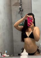 654733477: Chica busca chico en Madrid