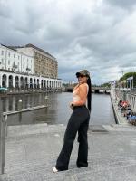 613977635: Chica busca chico en Cádiz