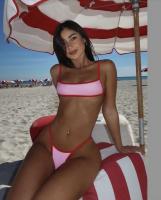 654659343: Chica busca chico en Madrid