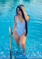 663417936: Chica busca chico en Sevilla