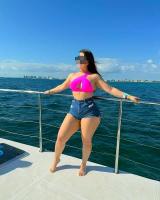 631844041: Chica busca chico en Gerona