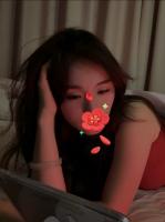 697887716: Chica busca chico en Barcelona