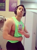 632183288: Chico busca chica en Valencia