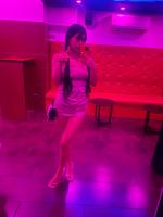 687658076: Chica busca chico en Sevilla