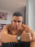 610282826: Chico busca chica en Madrid