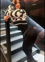 673948143: Chica busca chico en Granada