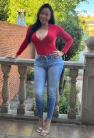 688394537: Chica busca chico en Madrid