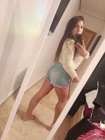 614696738: Chica busca chico en Ciudad Real