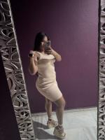 664039705: Chica busca chico en Barcelona