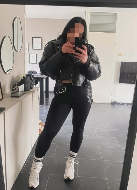 645322001: Chica busca chico en Badajoz