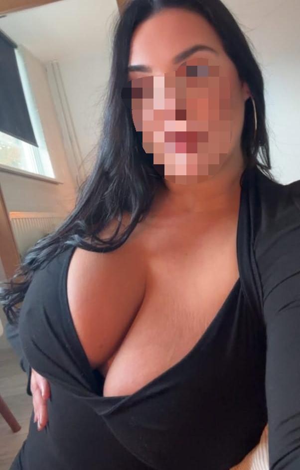 645322001: Chica busca chico en Badajoz