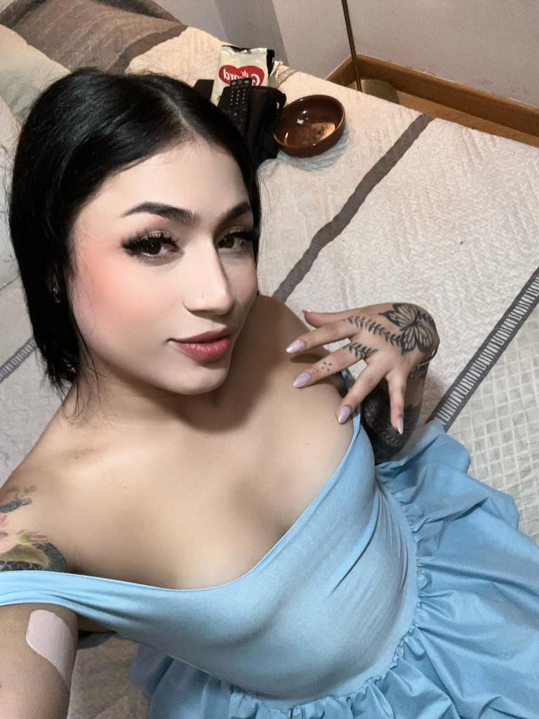 682489887: Transexual en Sevilla