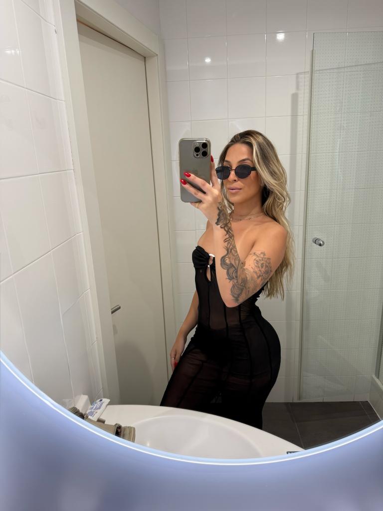 Chica busca chico en Málaga: Chica busca chico