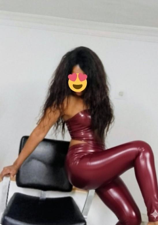 Chica busca chico en Lugo: 