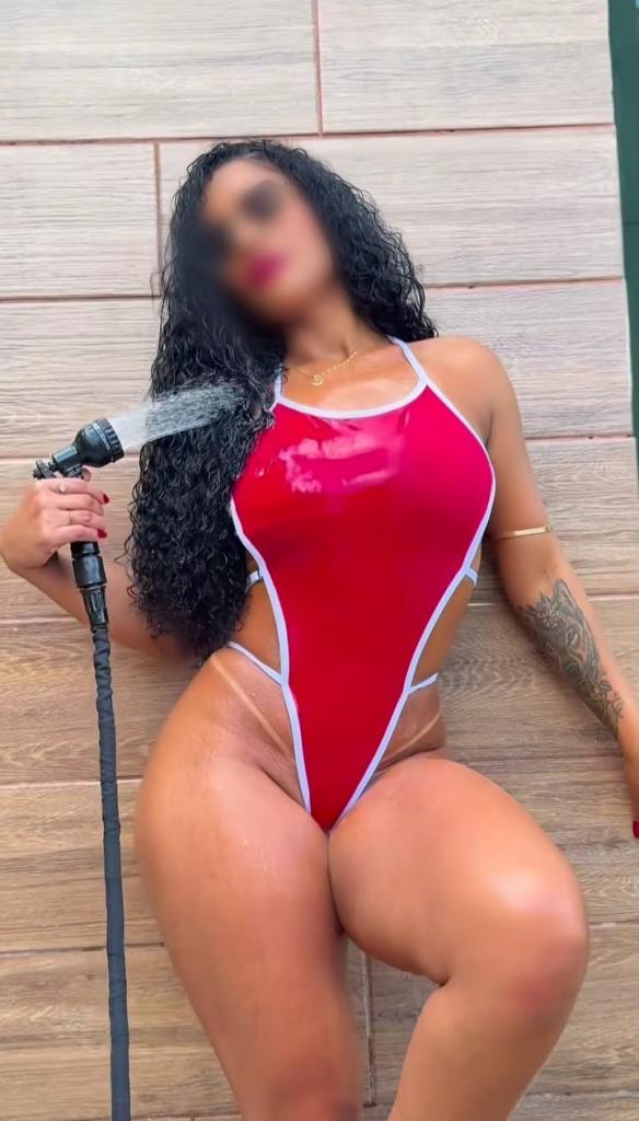 Chica busca chico en Mallorca: 