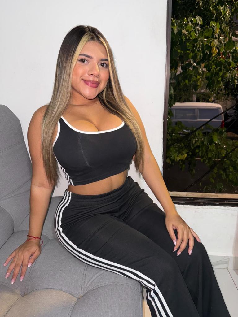 Chica busca chico en Tenerife: 