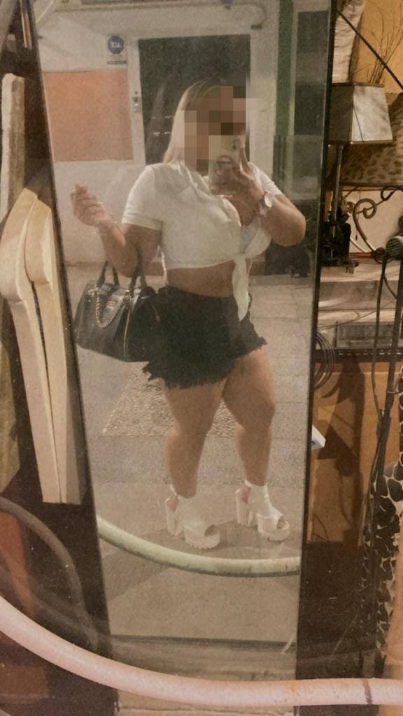 624768126: Chica busca chico en Málaga