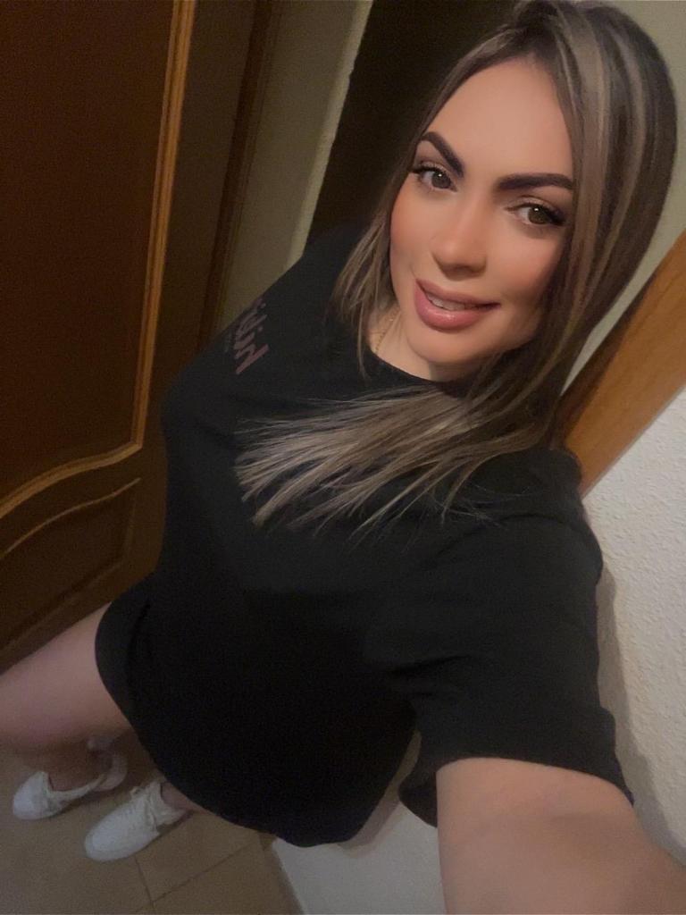 Chica busca chico en Sevilla: 