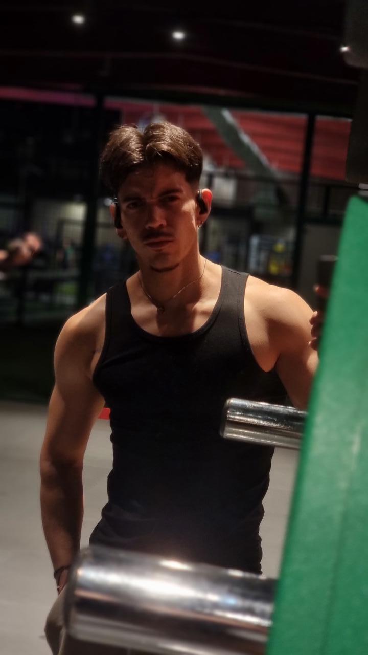 Chico busca chica en Zaragoza: 