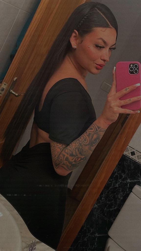 Chica busca chico en Huelva: 