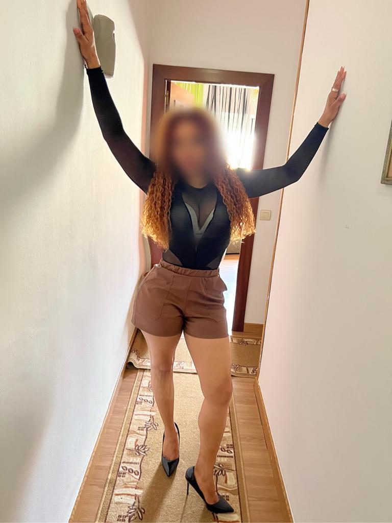 Chica busca chico en Asturias: 