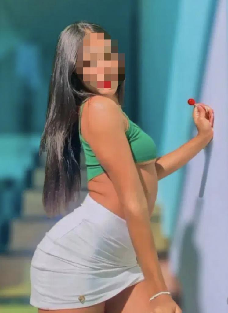 Chica busca chico en La Coruña: 