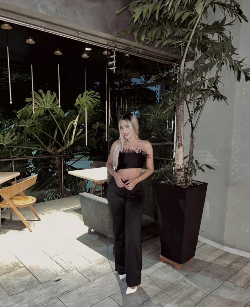 Chica busca chico en Menorca: 