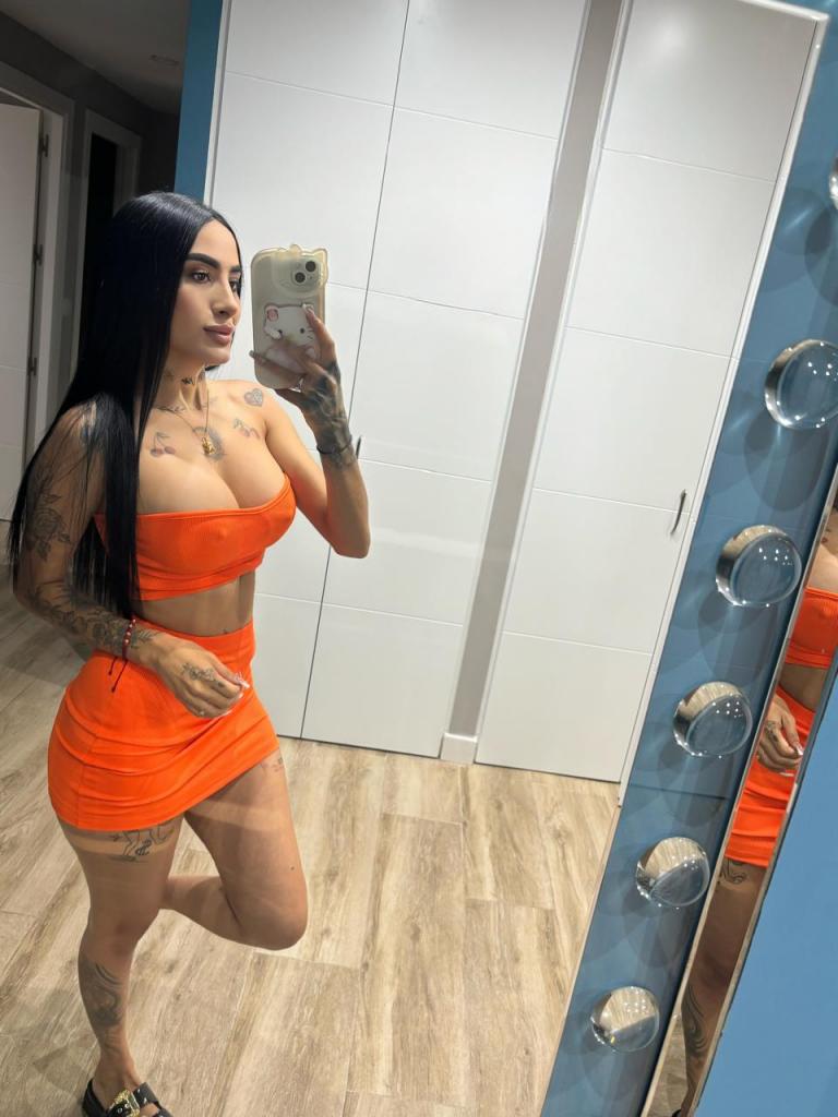 Chica busca chico en Tenerife: Chica busca chico