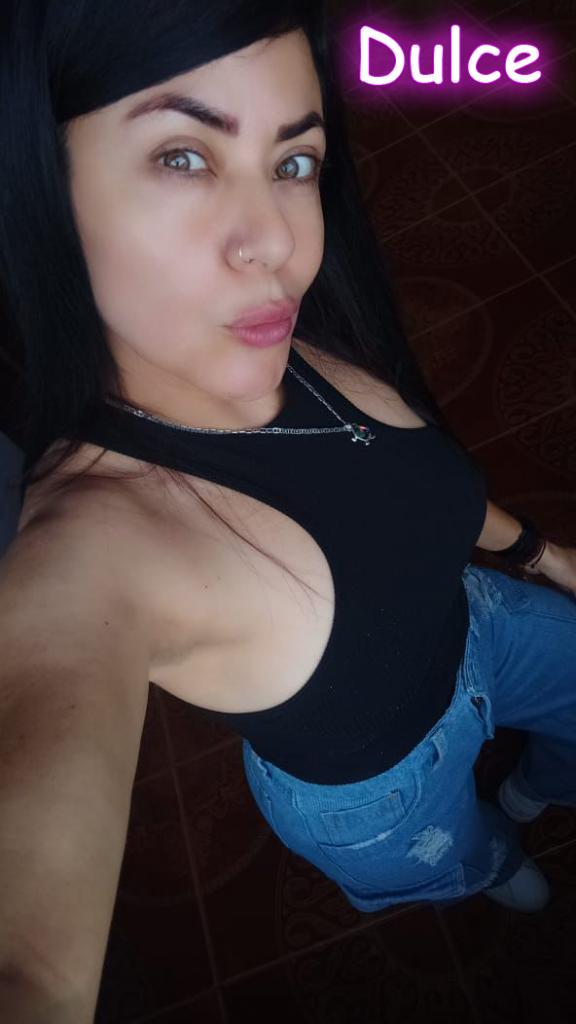 Chica busca chico en Huelva: 