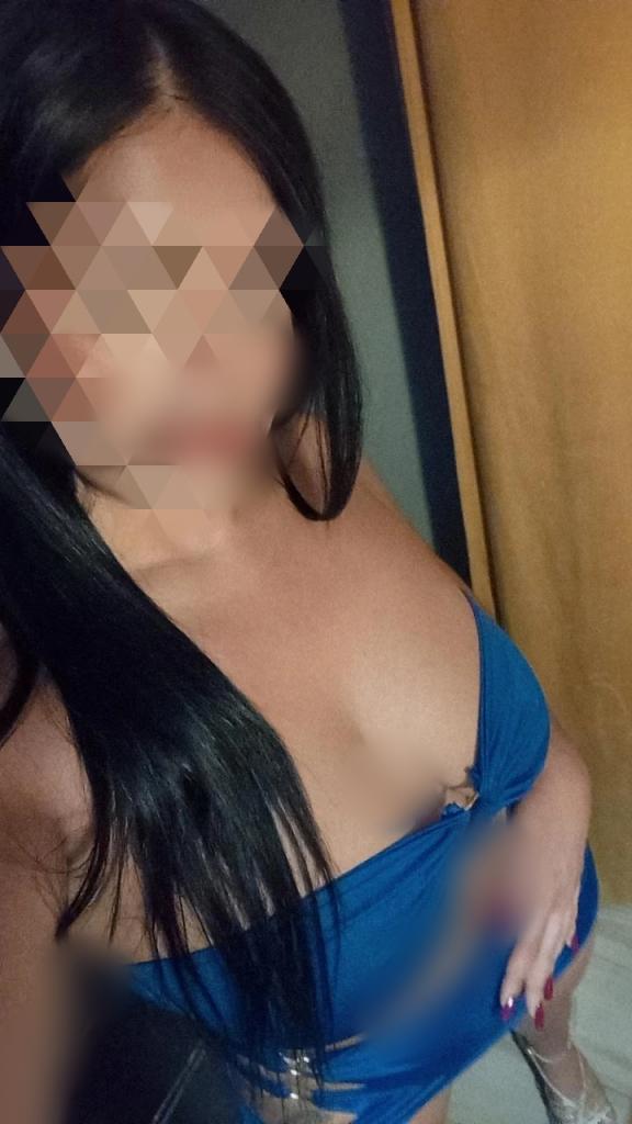 Chica busca chico en Sevilla: 