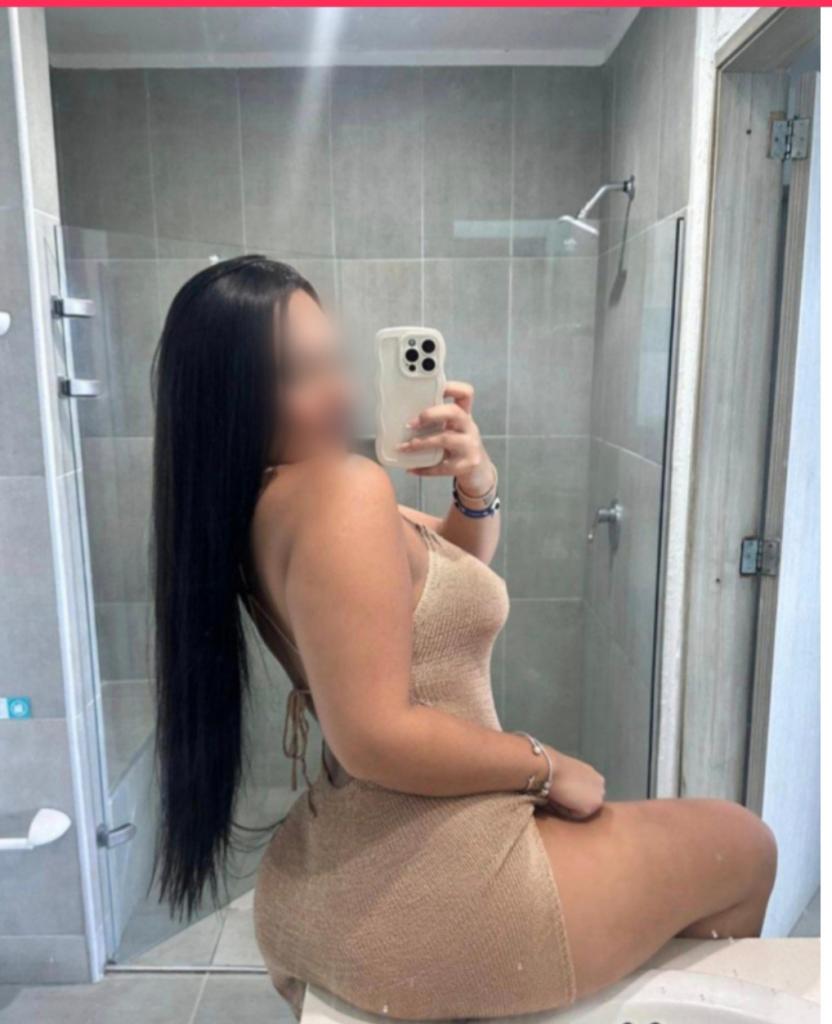 Chica busca chico en Cádiz: 
