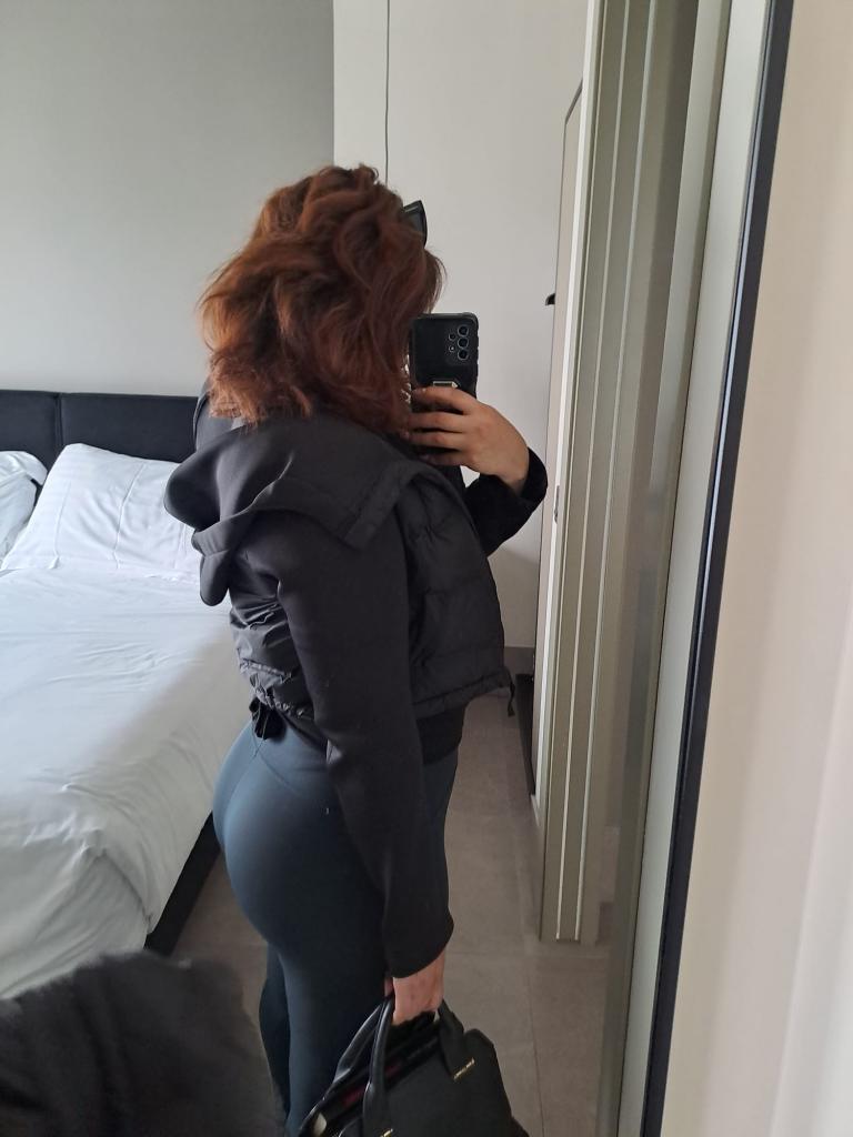 Chica busca chico en Granada: 
